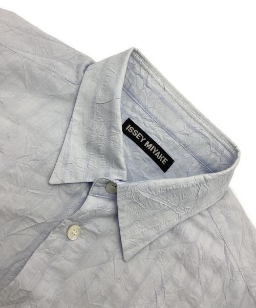 ISSEY MIYAKE（イッセイミヤケ）ISSEY MIYAKE (イッセイミヤケ) シワ加工ストライプシャツ ブルー サイズ:3の古着・服飾アイテム