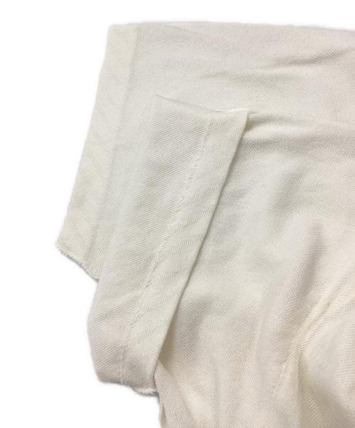 ISSEY MIYAKE（イッセイミヤケ）ISSEY MIYAKE (イッセイミヤケ) インサイドアウトポロシャツ ホワイト サイズ:4の古着・服飾アイテム