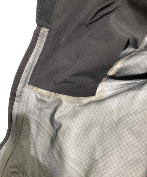 ARC'TERYX（アークテリクス）ARC'TERYX (アークテリクス) Alpha SV Jacket ブラック サイズ:Sの古着・服飾アイテム