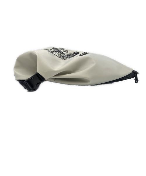 Onitsuka Tiger（オニツカタイガー）Onitsuka Tiger (オニツカタイガー) MINI BACK PACK グレーの古着・服飾アイテム