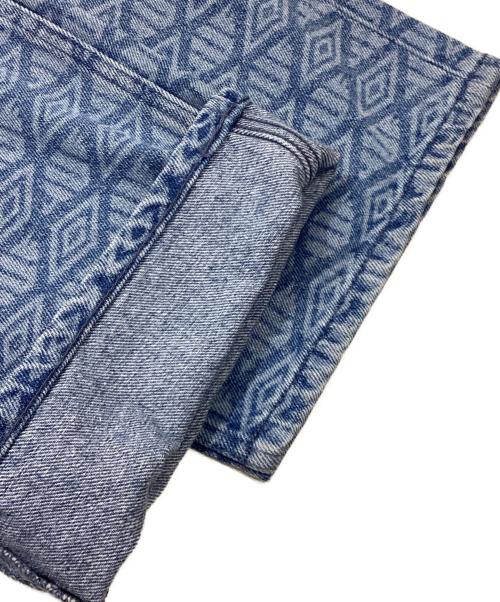 HUF（ハフ）HUF (ハフ) UMBRO (アンブロ) 総柄デニムパンツ インディゴ サイズ:32の古着・服飾アイテム