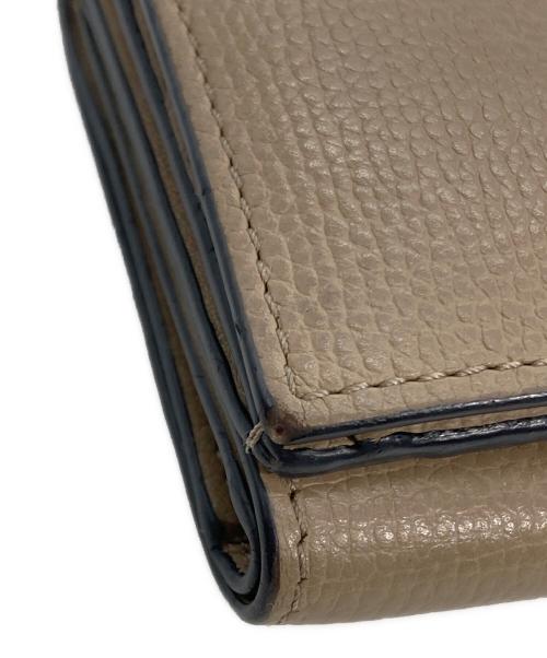 LOEWE（ロエベ）LOEWE (ロエベ) アナグラム トライフォールド ウォレット ベージュの古着・服飾アイテム