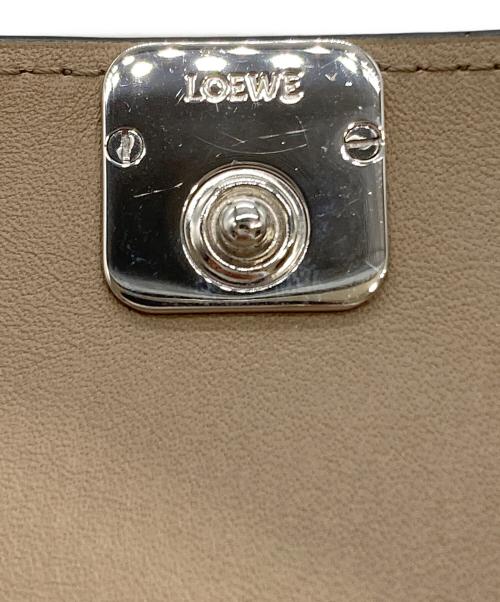 LOEWE（ロエベ）LOEWE (ロエベ) アナグラム トライフォールド ウォレット ベージュの古着・服飾アイテム