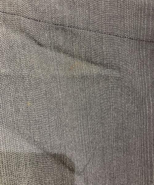 ISSEY MIYAKE（イッセイミヤケ）ISSEY MIYAKE (イッセイミヤケ) デザインプルオーバーシャツ ブラック×グレー サイズ:Mの古着・服飾アイテム
