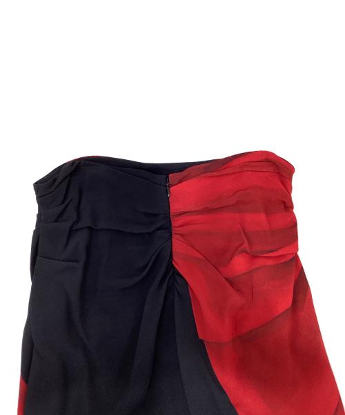 DRIES VAN NOTEN（ドリスヴァンノッテン）DRIES VAN NOTEN (ドリスヴァンノッテン) ローズプリントロングスカート ブラック×レッド サイズ:36の古着・服飾アイテム