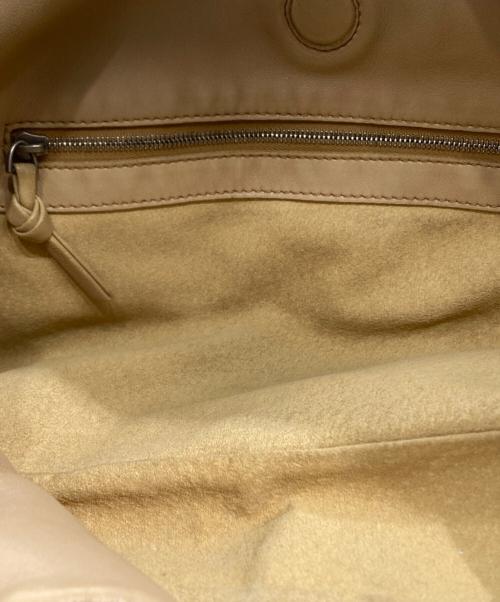 BOTTEGA VENETA（ボッテガベネタ）BOTTEGA VENETA (ボッテガベネタ) イントレチャート ミディアム カンパーナバッグ ベージュの古着・服飾アイテム