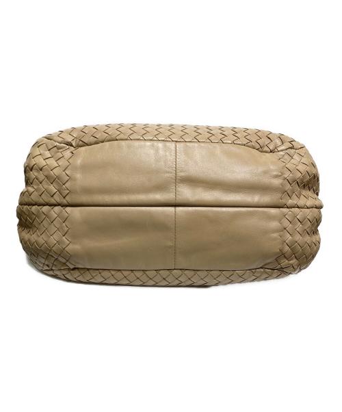 BOTTEGA VENETA（ボッテガベネタ）BOTTEGA VENETA (ボッテガベネタ) イントレチャート ミディアム カンパーナバッグ ベージュの古着・服飾アイテム