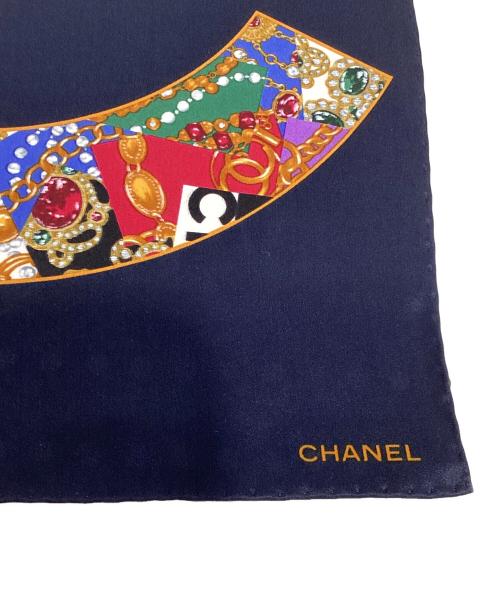 CHANEL（シャネル）CHANEL (シャネル) ジュエリー柄 ココマーク スカーフ ネイビーの古着・服飾アイテム