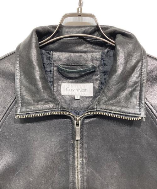 Calvin Klein（カルバンクライン）Calvin Klein (カルバンクライン) ハイネックレザーブルゾン ブラック サイズ:Mの古着・服飾アイテム