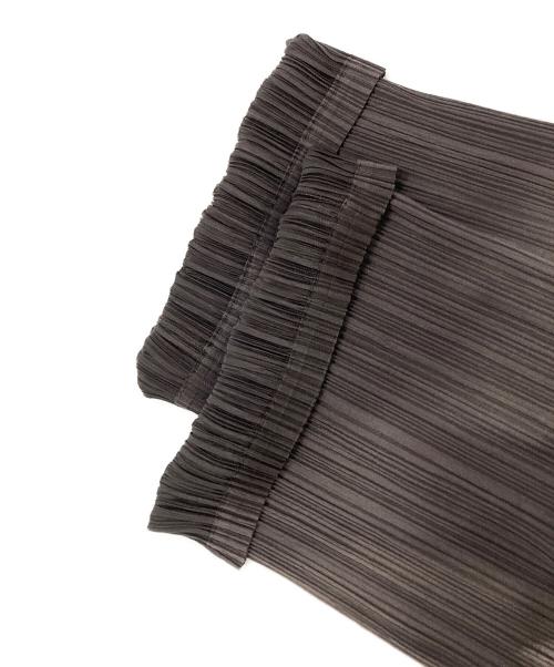 PLEATS PLEASE（プリーツプリーズ）PLEATS PLEASE (プリーツプリーズ) プリーツパンツ ブラック サイズ:1の古着・服飾アイテム