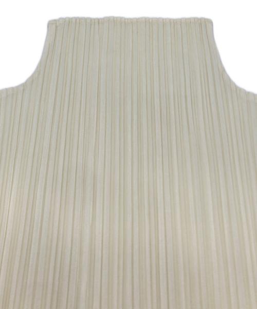 PLEATS PLEASE（プリーツプリーズ）PLEATS PLEASE (プリーツプリーズ) ハイネックプリーツカットソー PP04-JK604 アイボリー サイズ:4の古着・服飾アイテム