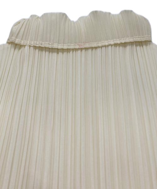 PLEATS PLEASE（プリーツプリーズ）PLEATS PLEASE (プリーツプリーズ) ハイネックプリーツカットソー PP04-JK604 アイボリー サイズ:4の古着・服飾アイテム