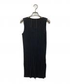 PLEATS PLEASEプリーツプリーズ）の古着「ノースリーブプリーツワンピース」｜ブラック