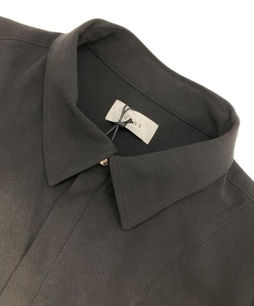 CONZ（コンズ）CONZ (コンズ) PANEL OVER ZIP SS SHIRT ブラック サイズ:2の古着・服飾アイテム