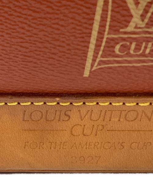 LOUIS VUITTON（ルイ ヴィトン）LOUIS VUITTON (ルイ ヴィトン) ルトゥーケ ショルダーバッグ ブラウン×ベージュの古着・服飾アイテム