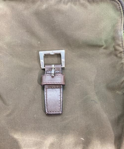 PRADA（プラダ）PRADA (プラダ) ナイロンショルダーバッグ オリーブの古着・服飾アイテム