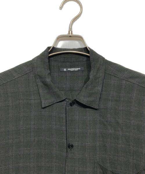 MAATEE&SONS（マーティーアンドサンズ）MAATEE&SONS (マーティーアンドサンズ) 強撚レーヨンオープンカラーシャツ グレー×カーキ サイズ:2の古着・服飾アイテム