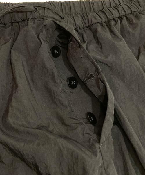 ATON（エイトン）ATON (エイトン) HAND DYED NYLON OVER PANTS ブラック サイズ:04の古着・服飾アイテム