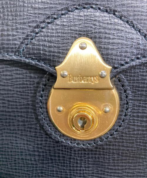 Burberry's（バーバリーズ）Burberry's (バーバリーズ) セカンドバッグ クラッチバッグ ブラックの古着・服飾アイテム