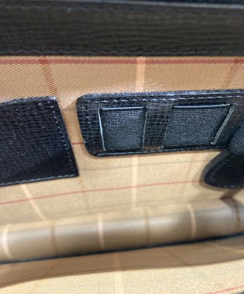 Burberry's（バーバリーズ）Burberry's (バーバリーズ) セカンドバッグ クラッチバッグ ブラックの古着・服飾アイテム