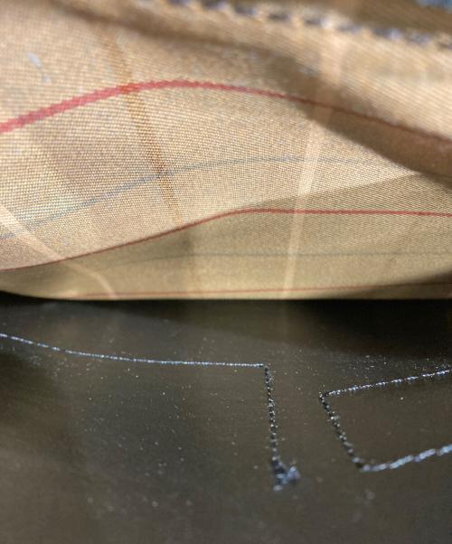 Burberry's（バーバリーズ）Burberry's (バーバリーズ) セカンドバッグ クラッチバッグ ブラックの古着・服飾アイテム