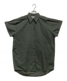 MM6 Maison Margiela（エムエムシックスメゾンマルジェラ）の古着「オーバーサイズ バックギャザー シャツ」｜グリーン