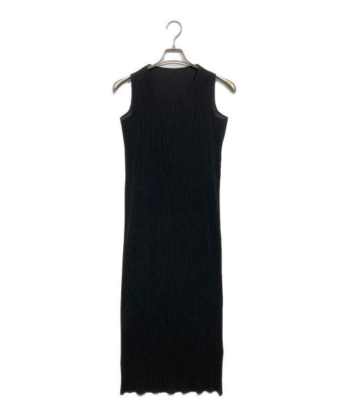ISSEY MIYAKE（イッセイミヤケ）ISSEY MIYAKE (イッセイミヤケ) プリーツノースリーブワンピース ブラック サイズ: Sの古着・服飾アイテム
