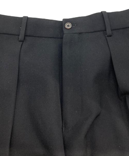 MARKAWARE（マーカウェア）MARKAWARE (マーカウェア) PLEATED FRONT PEGTOP パンツ（プリーティッド フロント ペグトップ パンツ） ブラック サイズ:2の古着・服飾アイテム