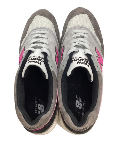 NEW BALANCE（ニューバランス）NEW BALANCE (ニューバランス) 997 スニーカー グレー×ピンク サイズ:28.5の古着・服飾アイテム