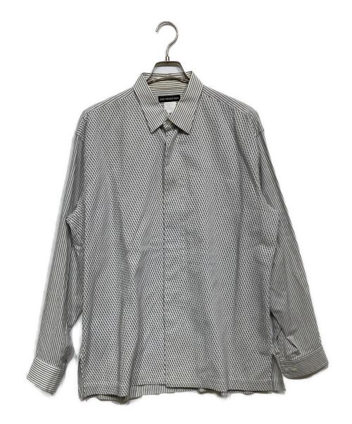 ISSEY MIYAKE MEN（イッセイミヤケメン）ISSEY MIYAKE MEN (イッセイミヤケメン) 比翼シャツ　ME26-FJ131 グレー サイズ:4の古着・服飾アイテム