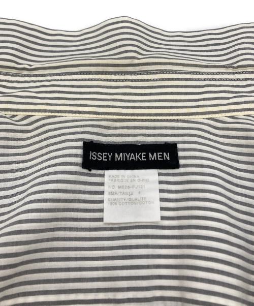 ISSEY MIYAKE MEN（イッセイミヤケメン）ISSEY MIYAKE MEN (イッセイミヤケメン) 比翼シャツ　ME26-FJ131 グレー サイズ:4の古着・服飾アイテム