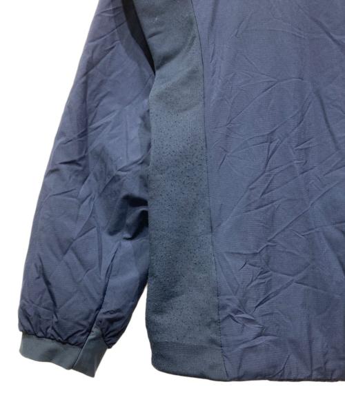 ARC'TERYX（アークテリクス）ARC'TERYX (アークテリクス) ATOM LT HOODY　24108-124241 ネイビー サイズ:Lの古着・服飾アイテム