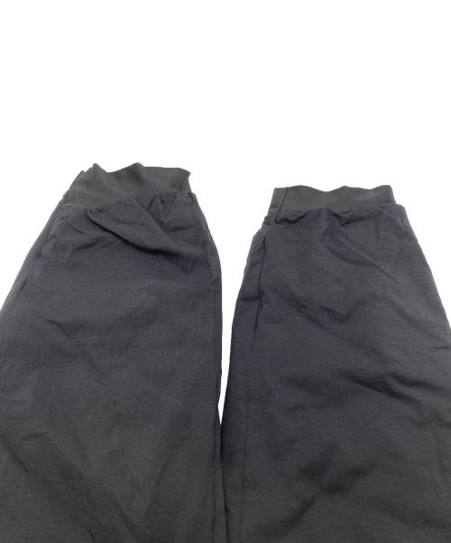 ARC'TERYX（アークテリクス）ARC'TERYX (アークテリクス) ATOM AR HOODY 24105-129829 ブラック サイズ:Lの古着・服飾アイテム