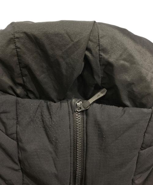 ARC'TERYX（アークテリクス）ARC'TERYX (アークテリクス) ATOM AR HOODY 24105-129829 ブラック サイズ:Lの古着・服飾アイテム