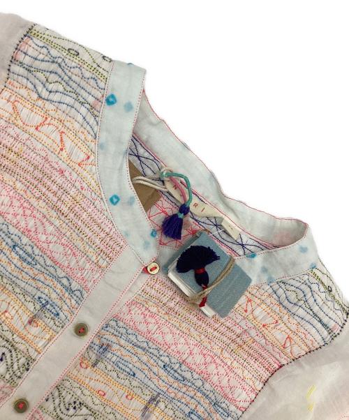 Injiri（インジリ）Injiri (インジリ) ジャムダニ織 コットン刺繍ワンピース マルチカラー サイズ:Mの古着・服飾アイテム