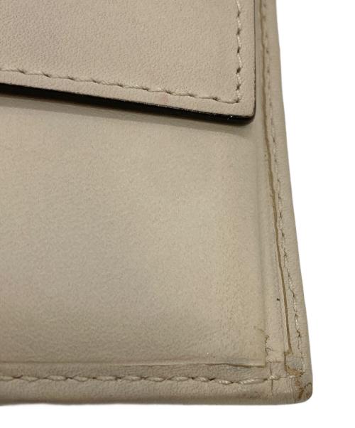 GUCCI（グッチ）GUCCI (グッチ) GGキャンバス2つ折り財布 ホワイト×ブラウンの古着・服飾アイテム