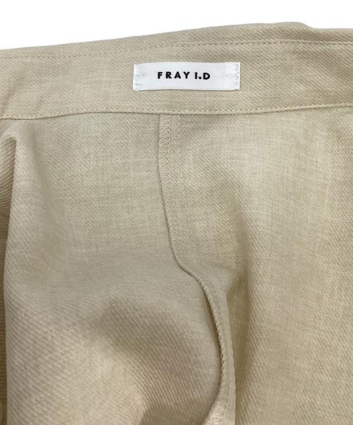 FRAY ID（フレイ アイディー）FRAY ID (フレイ アイディー) カシュクールラップワンピース ベージュ 未使用品の古着・服飾アイテム