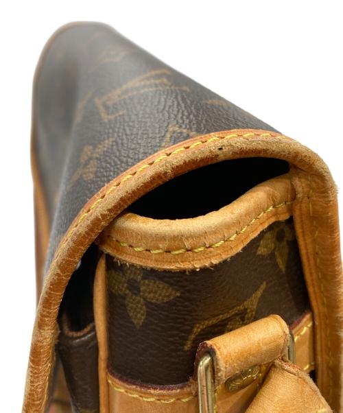 LOUIS VUITTON（ルイ ヴィトン）LOUIS VUITTON (ルイ ヴィトン) M42250 ショルダーバッグ ブラウンの古着・服飾アイテム