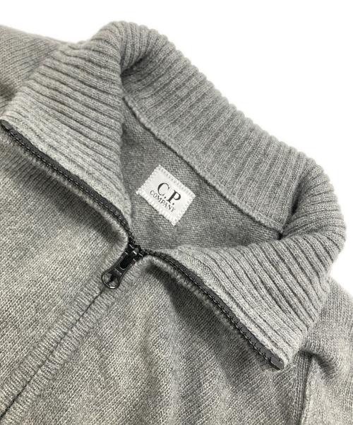 C.P COMPANY（シーピーカンパニー）C.P COMPANY (シーピーカンパニー) LAMBSWOOL GRS FULL ZIP SWEATER グレー サイズ:Lの古着・服飾アイテム