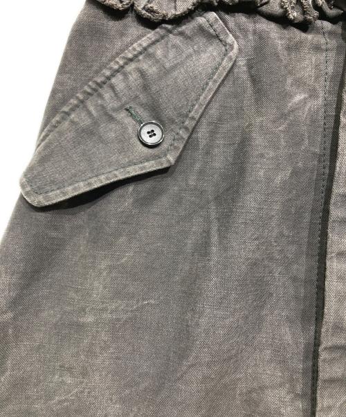 tricot COMME des GARCONS（トリココムデギャルソン）tricot COMME des GARCONS (トリココムデギャルソン) フリルデザインミリタリースカート グレー サイズ:Mの古着・服飾アイテム
