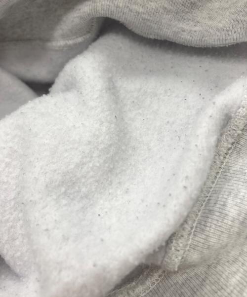 SUPREME（シュプリーム）SUPREME (シュプリーム) Small Box Crewneck グレー サイズ:Sの古着・服飾アイテム
