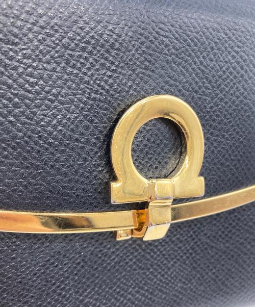 Salvatore Ferragamo（サルヴァトーレ フェラガモ）Salvatore Ferragamo (サルヴァトーレ フェラガモ) ガンチーニ2つ折り財布 ブラックの古着・服飾アイテム