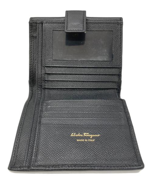 Salvatore Ferragamo（サルヴァトーレ フェラガモ）Salvatore Ferragamo (サルヴァトーレ フェラガモ) ガンチーニ2つ折り財布 ブラックの古着・服飾アイテム