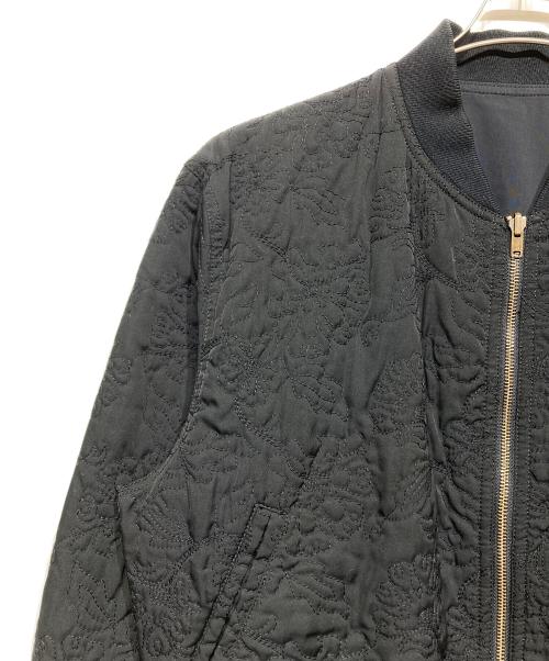 HOMME DE NUIT（オム・ドゥ・ニュイ）HOMME DE NUIT (オム・ドゥ・ニュイ) 刺繍ボンバージャケット ブラック サイズ:46の古着・服飾アイテム