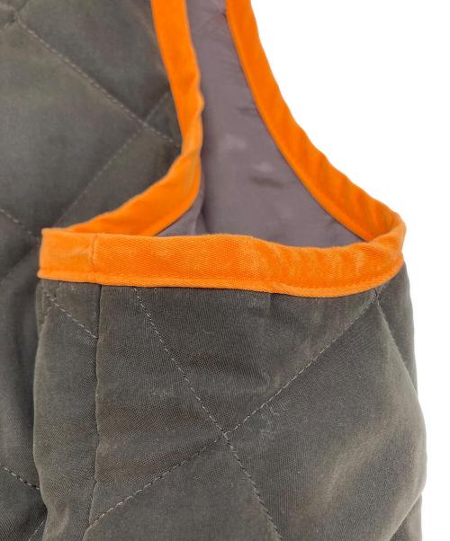 HERMES（エルメス）HERMES (エルメス) キルティングベスト ブラウン×オレンジ サイズ:48の古着・服飾アイテム