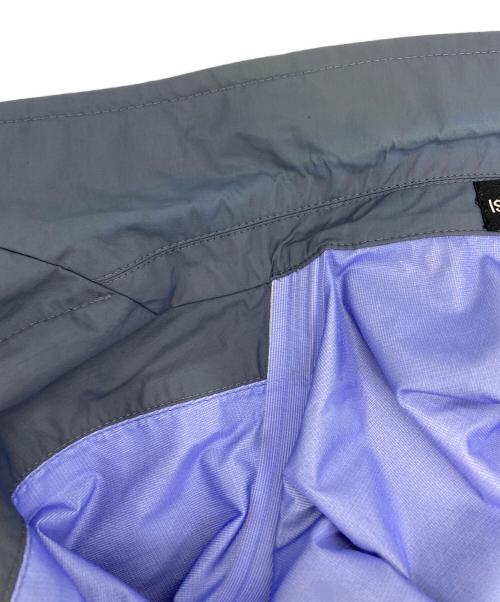 ISSEY MIYAKE MEN（イッセイミヤケメン）ISSEY MIYAKE MEN (イッセイミヤケメン) 2Ｂナイロンテーラードジャケット グレー サイズ:4の古着・服飾アイテム
