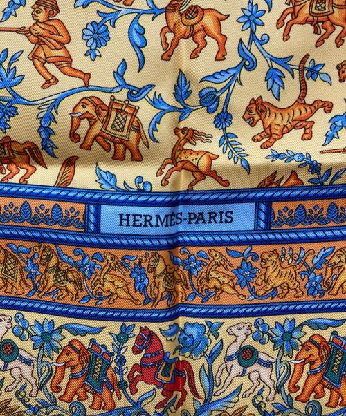 HERMES（エルメス）HERMES (エルメス) カレ90 シルクスカーフ ベージュの古着・服飾アイテム