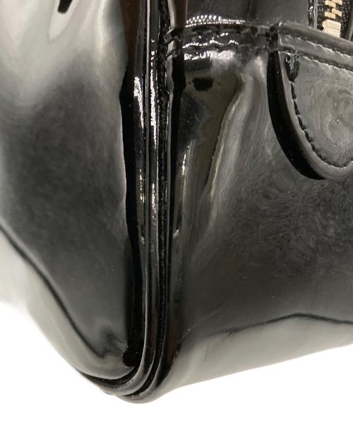 COMME des GARCONS（コムデギャルソン）COMME des GARCONS (コムデギャルソン) 台形パテントレザーバッグ ブラックの古着・服飾アイテム