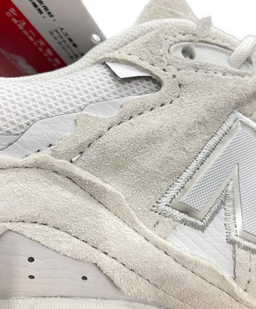NEW BALANCE（ニューバランス）NEW BALANCE (ニューバランス) スニーカー ホワイト×グレー サイズ:28.5 未使用品の古着・服飾アイテム