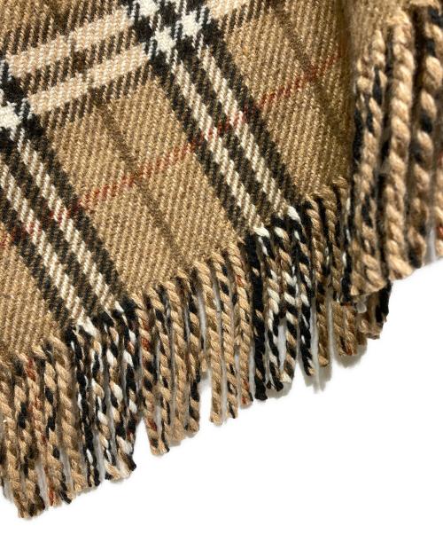 BURBERRY（バーバリー）BURBERRY (バーバリー) エンブロイダリー カシミアブレンド リバーシブル ケープ ブラウン サイズ:130×130 未使用品の古着・服飾アイテム